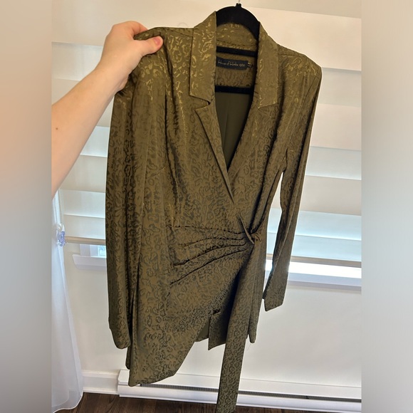 House of Harlow dress from Revolve size M - Picture 3 of 8